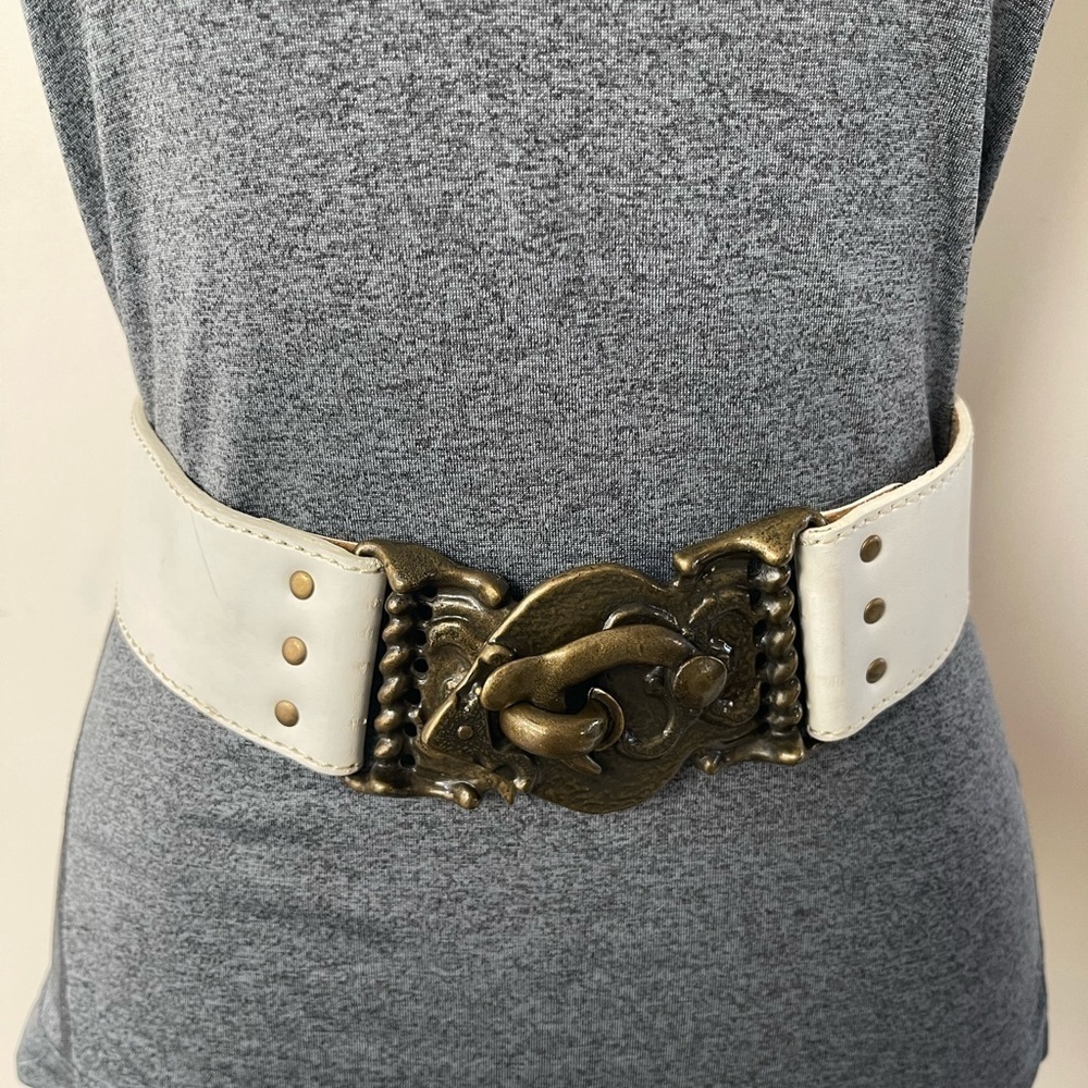 Womens Leather Unbranded Wide 2” White Adjustable 32”-34” Belt